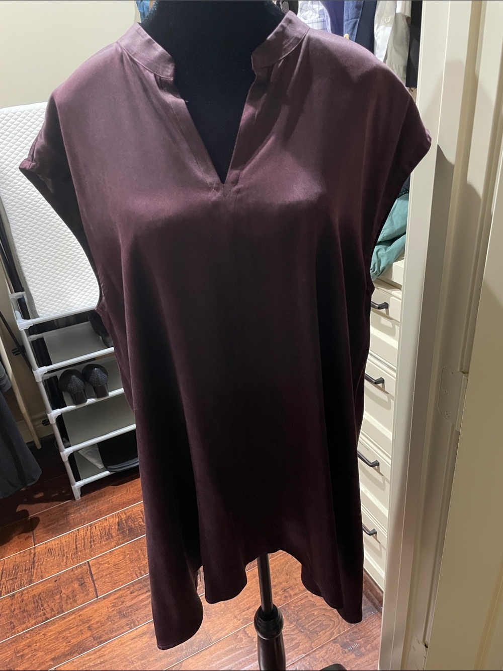 Eileen Fisher Plum V-Neck Cap Sleeve Tunic Top